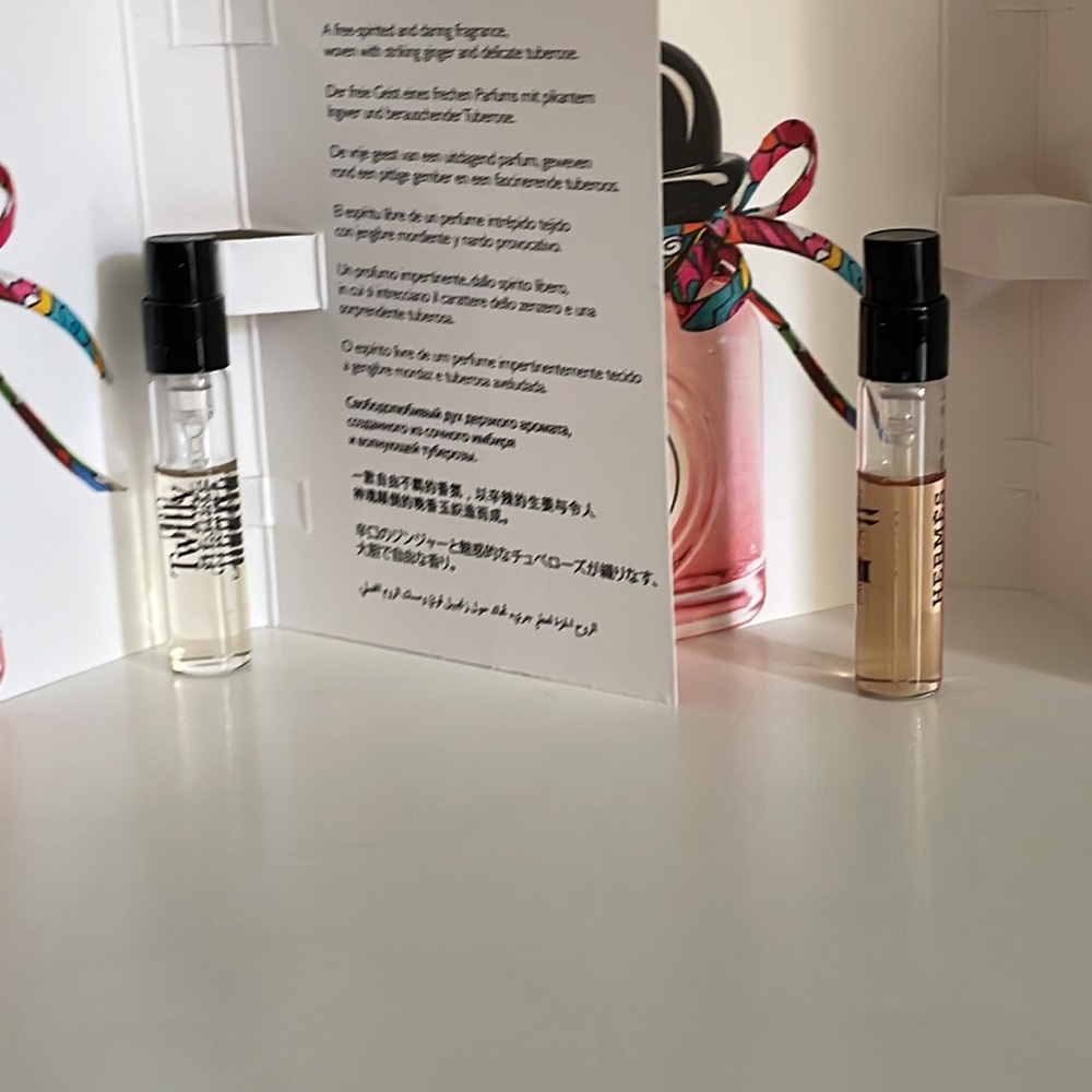 Bundle - Picture 5 of 5